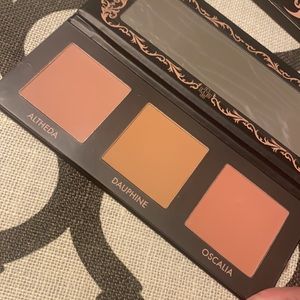 Lovecraft Beauty blush palette